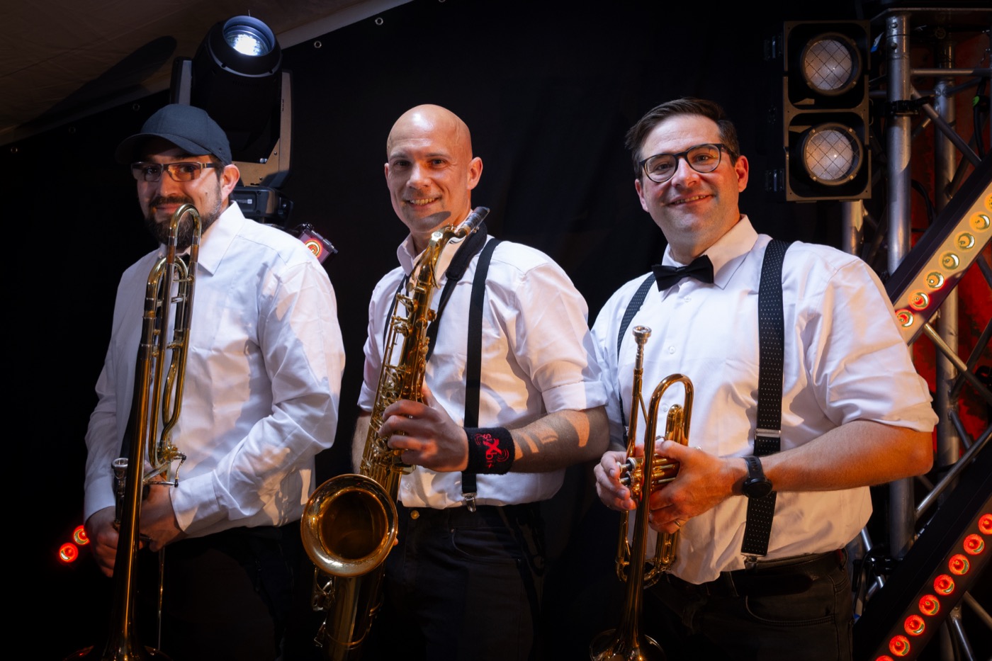 Die Blaesersektion der Band Sixbit